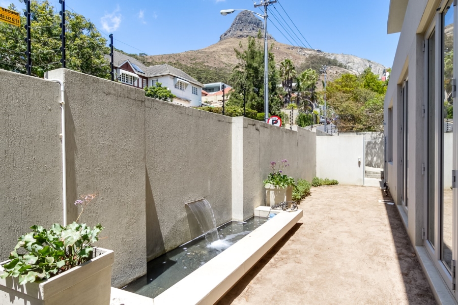 To Let 4 Bedroom Property for Rent in Fresnaye Western Cape